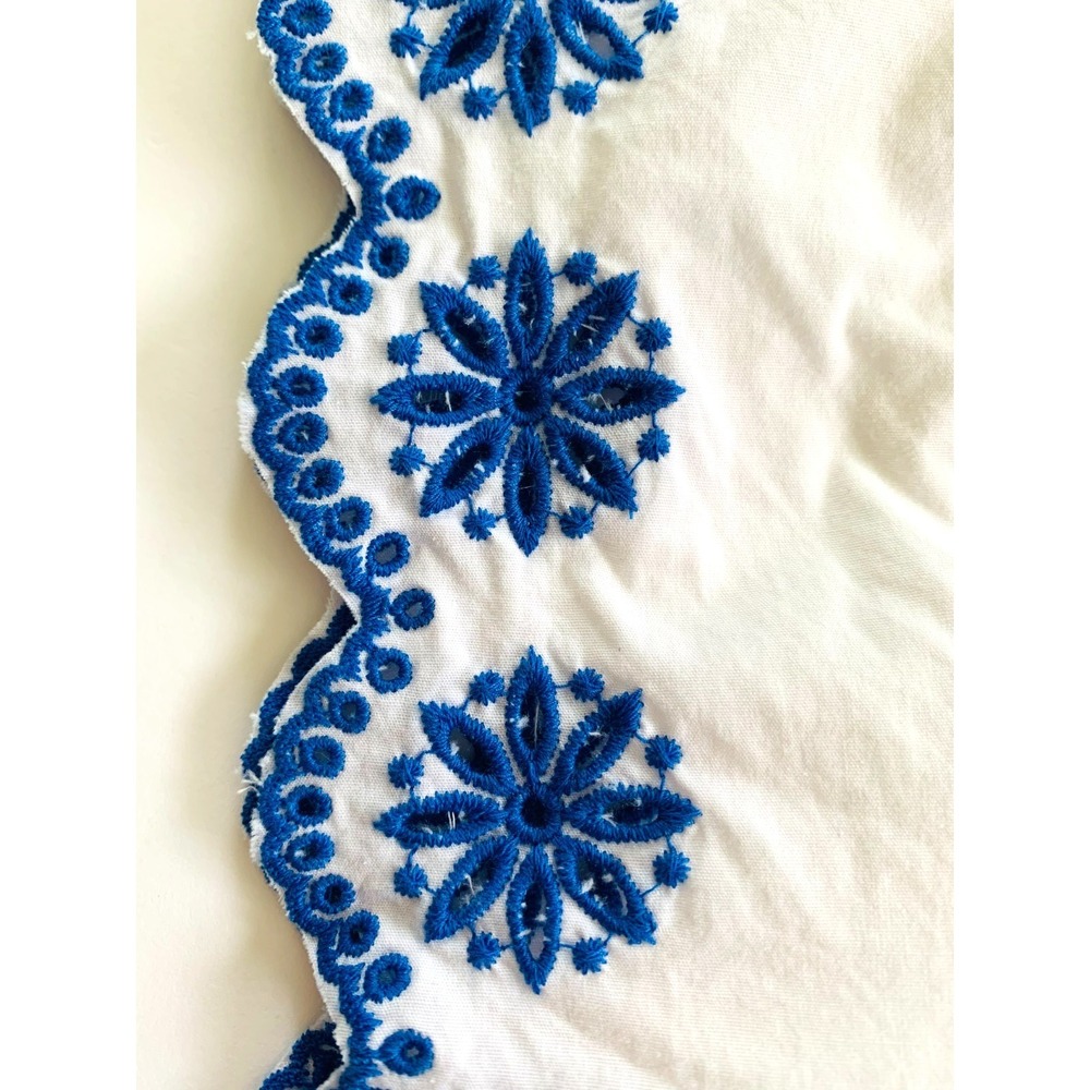 NWT J Crew Embroidered Top Small 2 4 6 Floral Scalloped White Blue Cotton Poplin - Picture 5 of 7